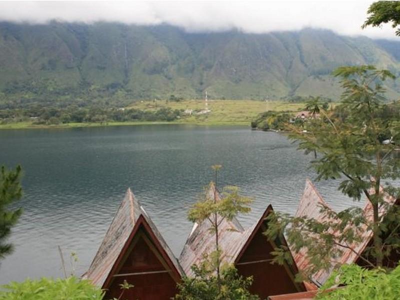 Hotel Pandu Lakeside Tuktuk Buitenkant foto